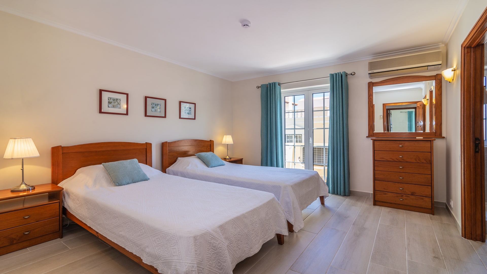 holiday lettings in old town vilamoura